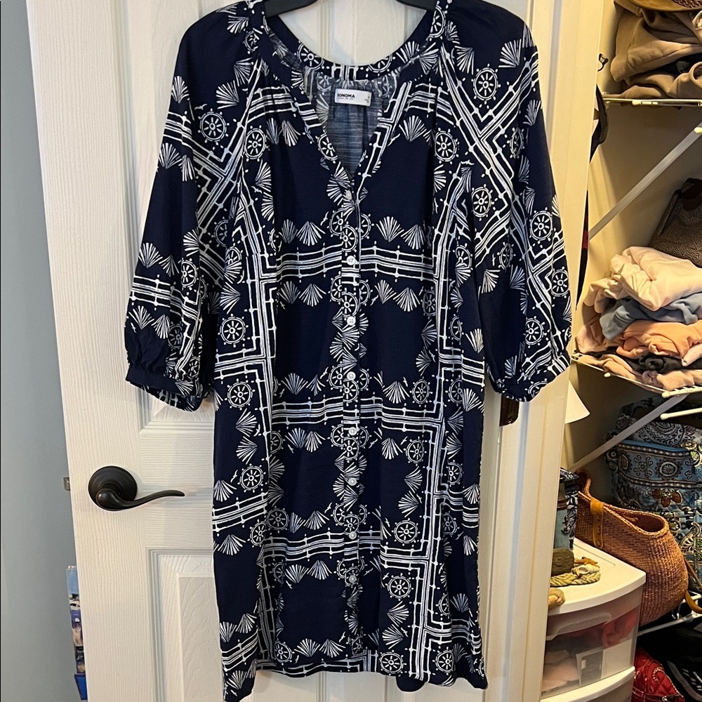 Sonoma Navy and White Geometric 3/4 Sleeve Dress; Size Medium